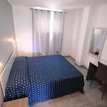 Chiaro Di Luna * سانتا دومينيكا
