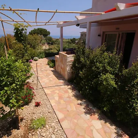 Chiaro Di Luna * Santa Domenica (Vibo Valentia)