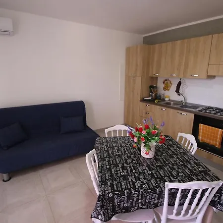 Chiaro Di Luna * Santa Domenica (Vibo Valentia)