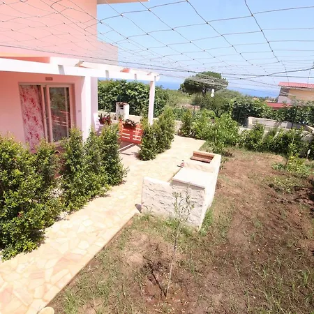 Apartment Chiaro Di Luna