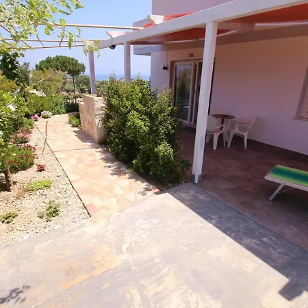 Chiaro Di Luna 圣多米尼卡