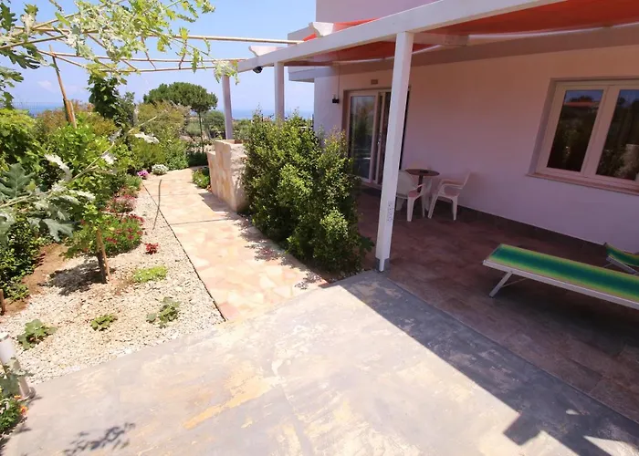 Chiaro Di Luna 圣多米尼卡